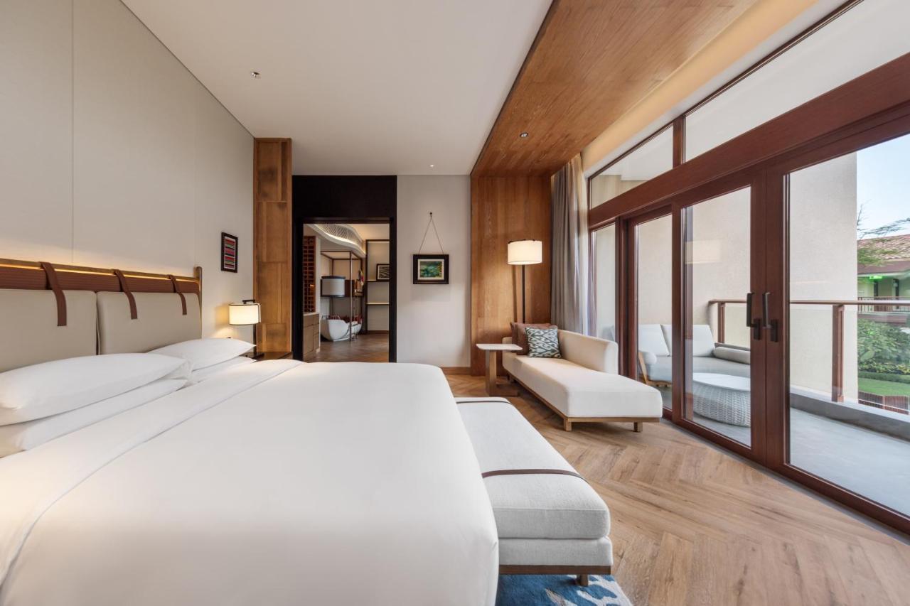 Grand Hyatt Shenzhou Peninsula Hotel Уанинг Екстериор снимка