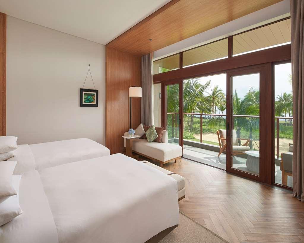 Grand Hyatt Shenzhou Peninsula Hotel Уанинг Стая снимка