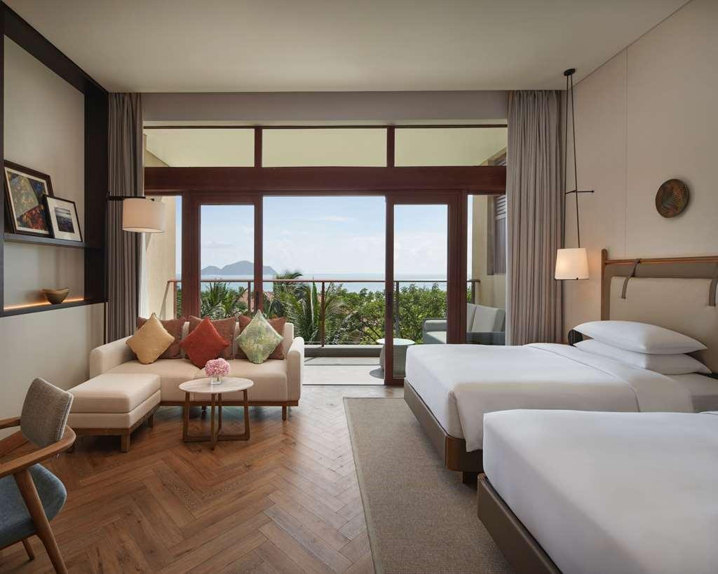 Grand Hyatt Shenzhou Peninsula Hotel Уанинг Стая снимка